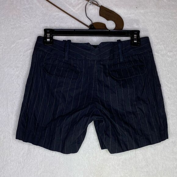 Development by Erica Davies Shorts - Picture 5 of 9